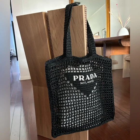 Prada Raffia Tote black - Picture 10 of 11